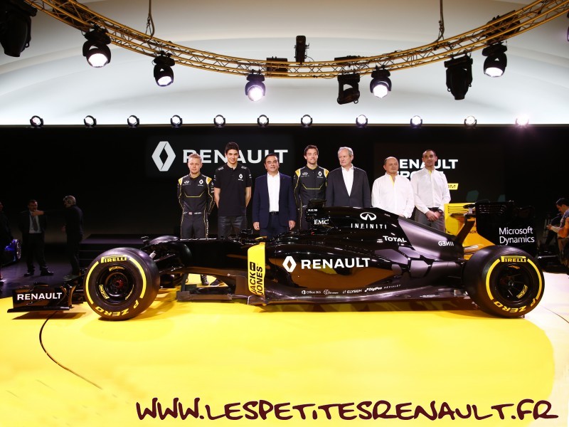 Miniature Spark 1/43 – F1 Renault R.S.16 – Tests Hiver – Noire – Occasion