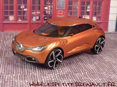 Renault Captur en direct de Genève : partez à la découverte du monde ( +video